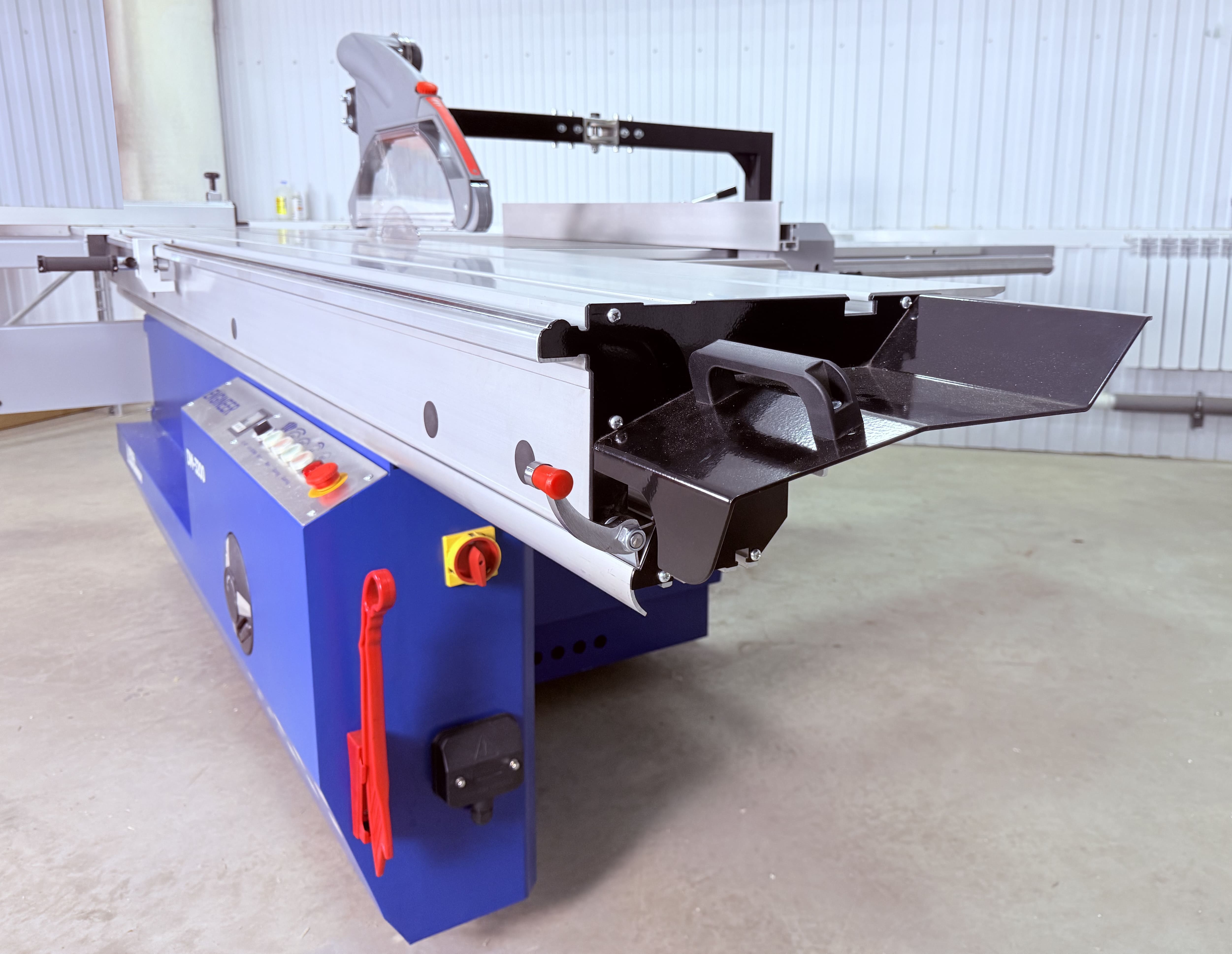 Форматно-раскроечный станок DELTAMACHINERY DM-3200 INDUSTRIAL фото 3